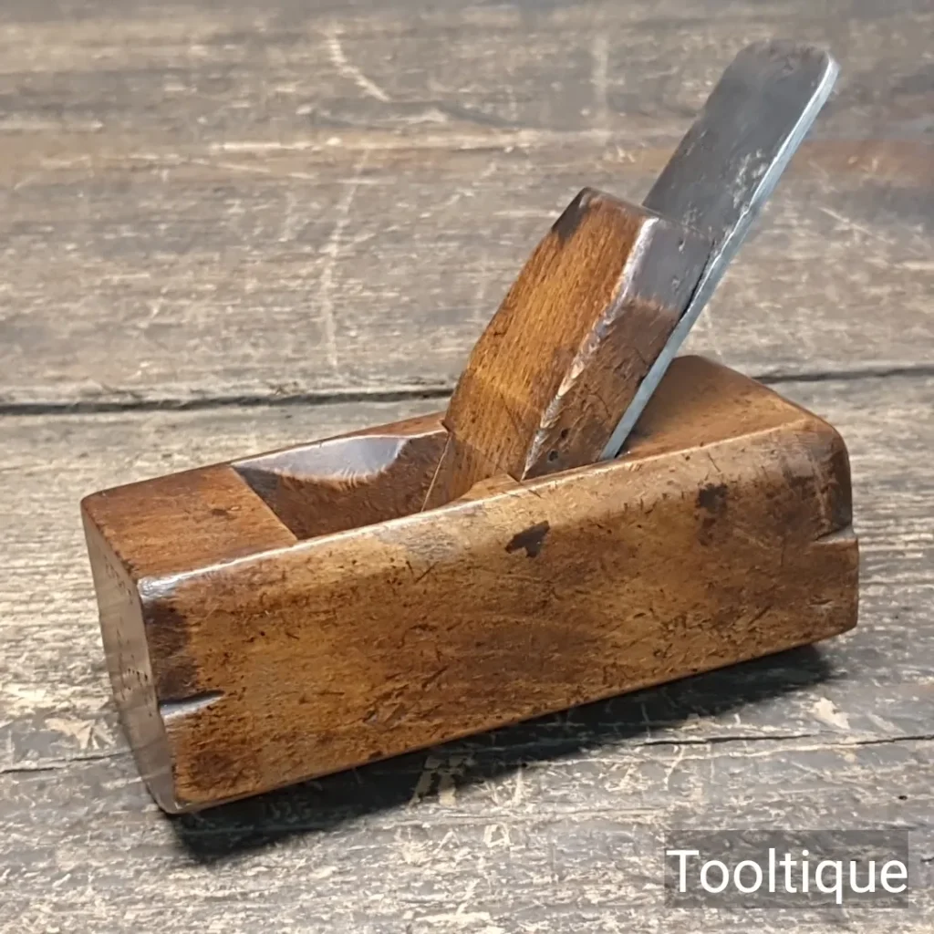 Vintage 4 1/4” Patternmakers Round or Hollowing Plane - Refurbished