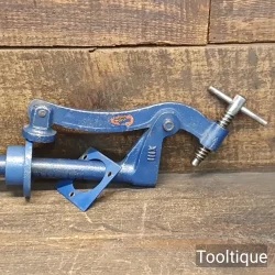 Vintage Pre-1965 Woden England No: X111 Holdfast Complete Bench Clamp