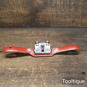 Crisp Vintage Record No: A151R Curved Sole Spokeshave - Sharpened