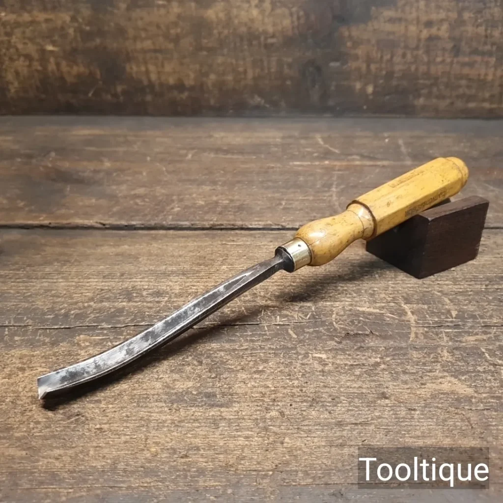 Vintage 3/8” Marples & Sons No: 40 Woodcarvers Curved Stem V Chisel - Sharpened